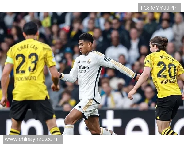 20世纪足球百大球星：荣耀与传奇的巅峰对决