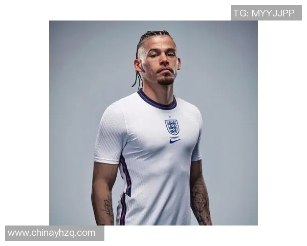 帅气足球球星男士头像图片展现运动魅力与帅气风采