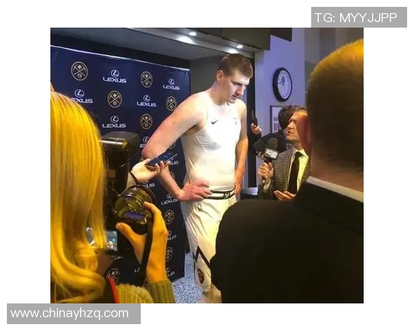 足坛巨星身材管理难题揭秘聚焦球星肚腩引发热议