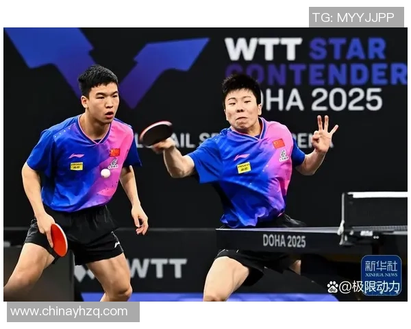 足球与乒乓跨界对抗赛球星同台竞技挑战极限技巧